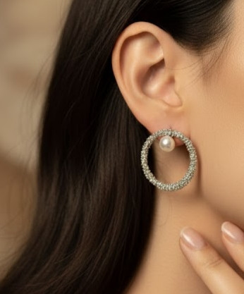 گوشواره حلقه شاین با مرواید مدل مروارید ماه